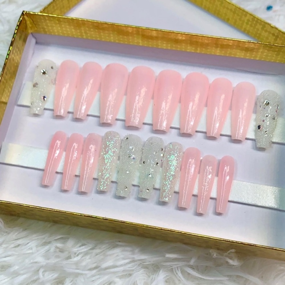 press on nails